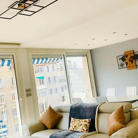 Apartment Sweet Home, Aircon & Parking *